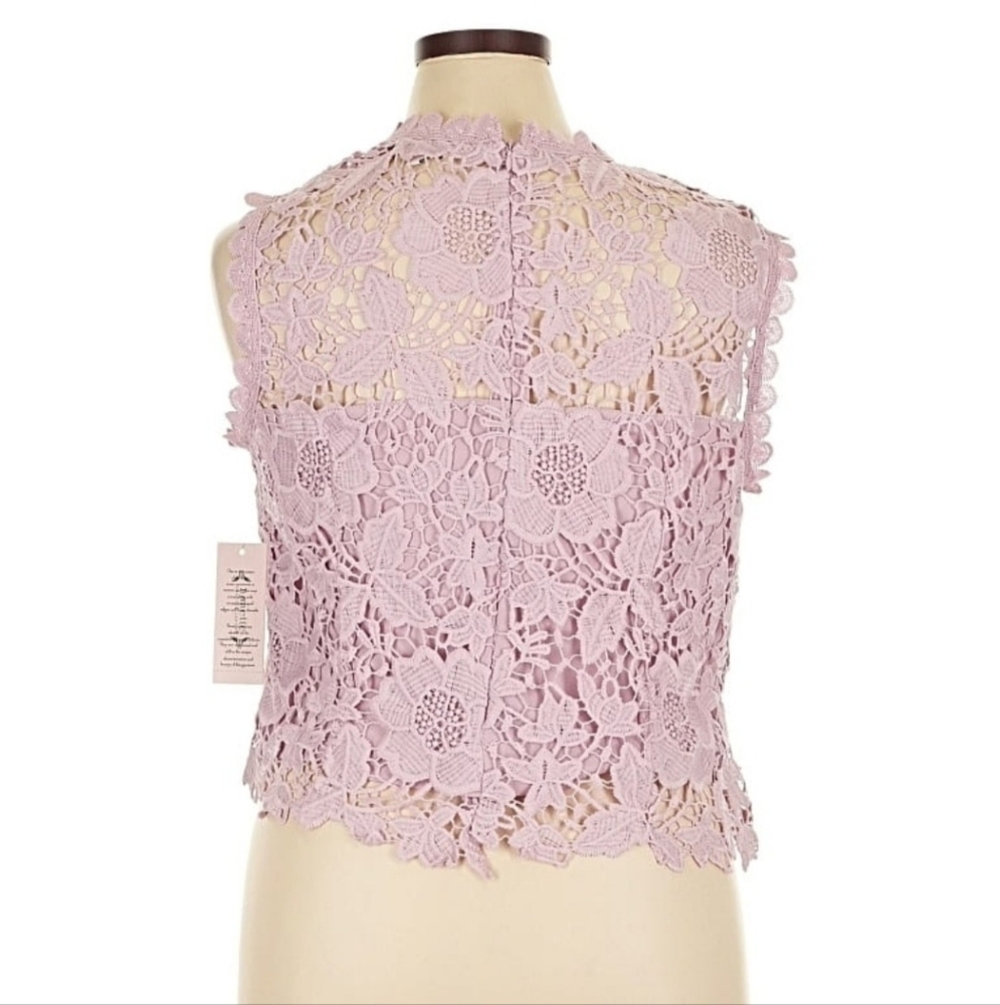 Nanette Lepore NWT XL Romantic Floral Lace Crop Top - Picture 2 of 6